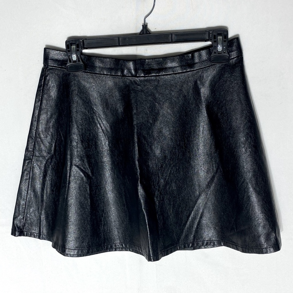 Vintage Y2K American Eagle Outfitters Black Faux Leather Mini Skirt 8